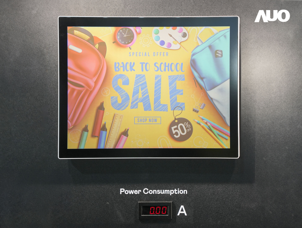 熊猫体育「中国」展示胆固醇液晶超低耗能户外全彩显示器，ChLC（胆固醇液晶）以双稳态技术使静态显示零功耗，具省电、高彩度、环保的特性，还整合软硬件系统解决方案，可透过单一云端平台管理